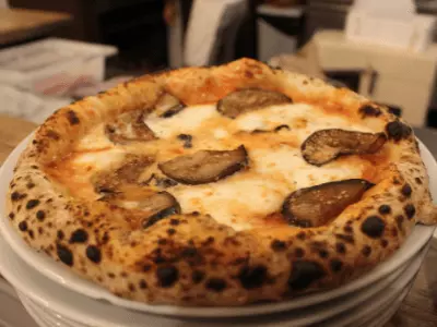 La Pizza Parmigiana della Casa Cantoniera